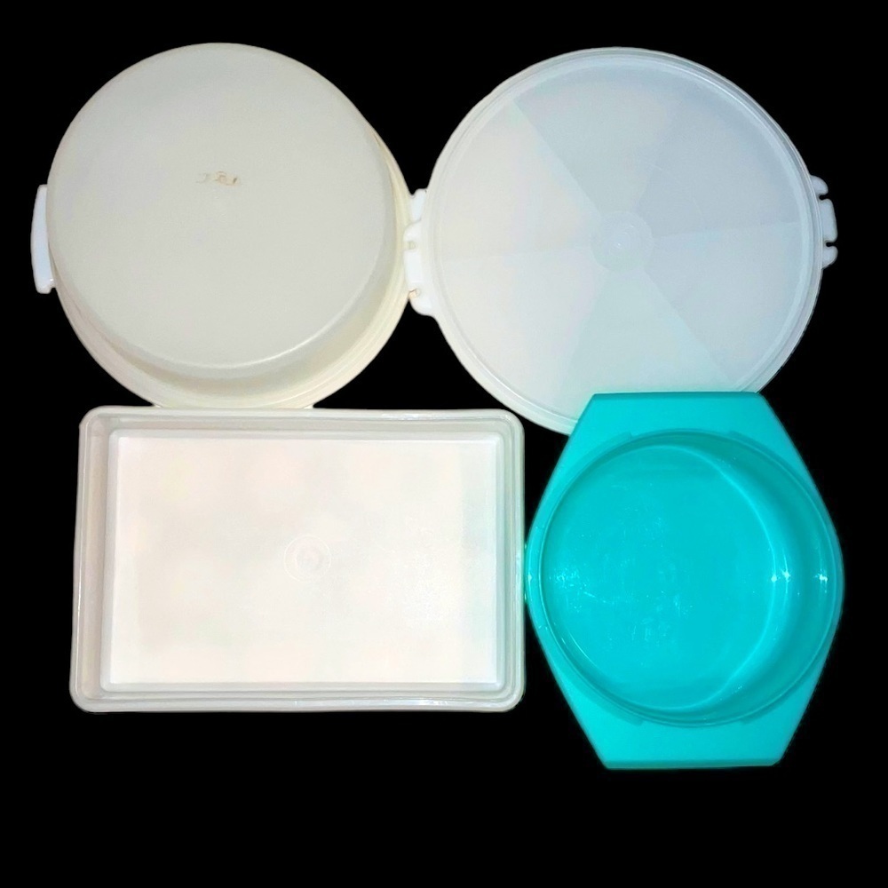 VINTAGE Tupperware Replacement Lot Cake Taker Fruit & Veggie Bowl Two Containers